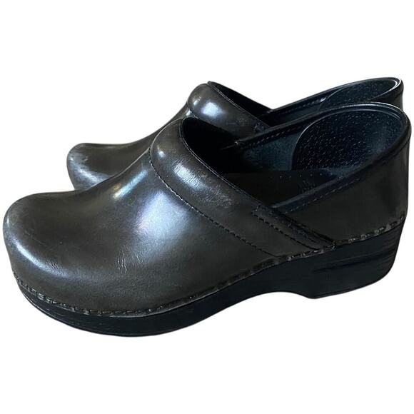 Dansko Clog Nurse Shoes Women's Size Size EUR 35 US 5 Gray Slip On Comfort - Picture 1 of 12